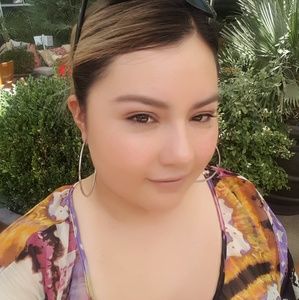 Meet your Posher, Karina